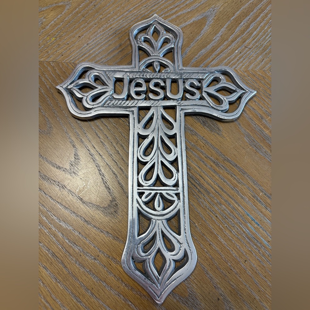 ** SOLD ** Silver Decorative Wall Cross
